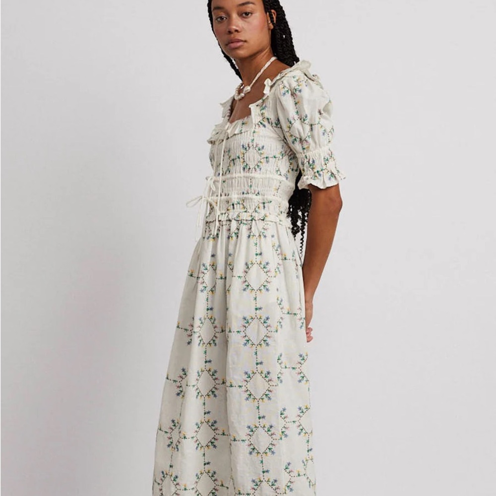 Damson madder Heidi Embroidered Midi Dress